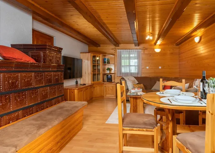 Ajda Počitniška hiša *