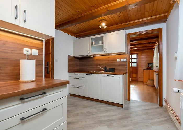 Ajda Počitniška hiša