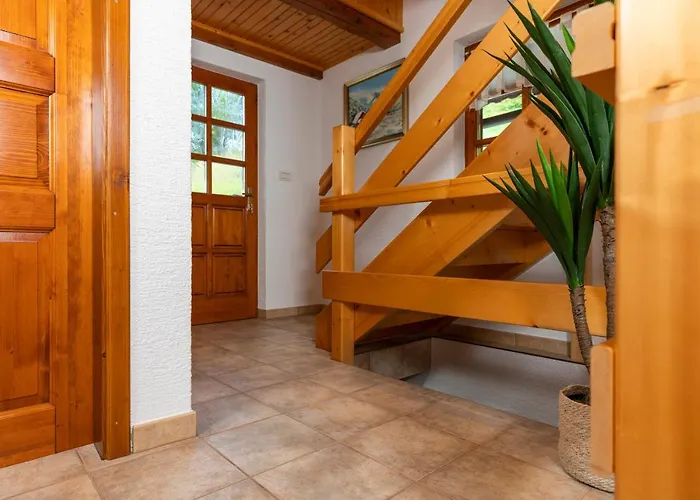 Ajda Počitniška hiša